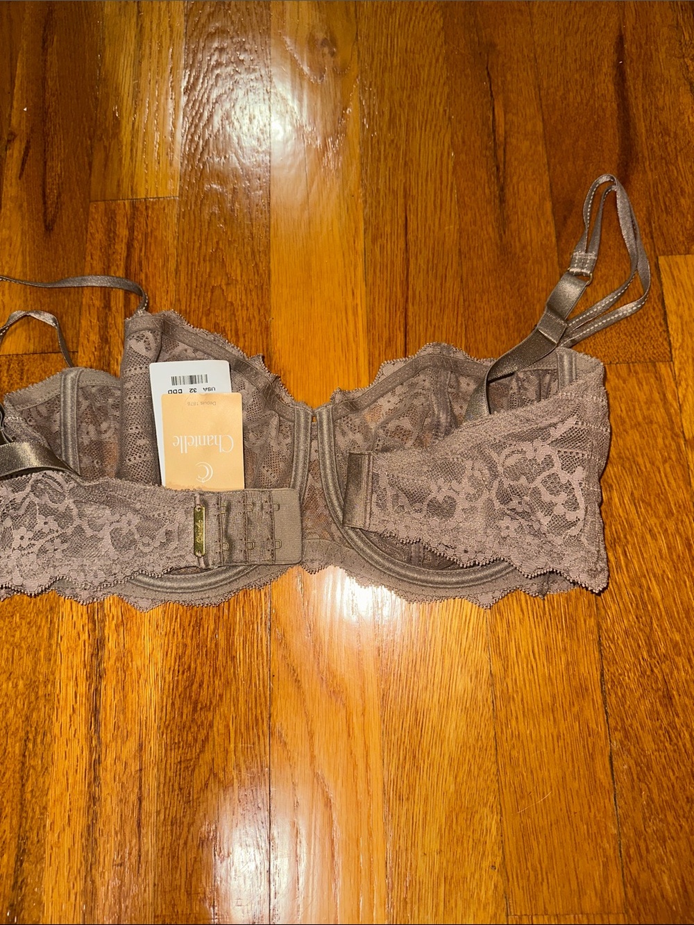 NWT Chantelle Lace Underwire Bra in Taupe - Picture 6 of 9